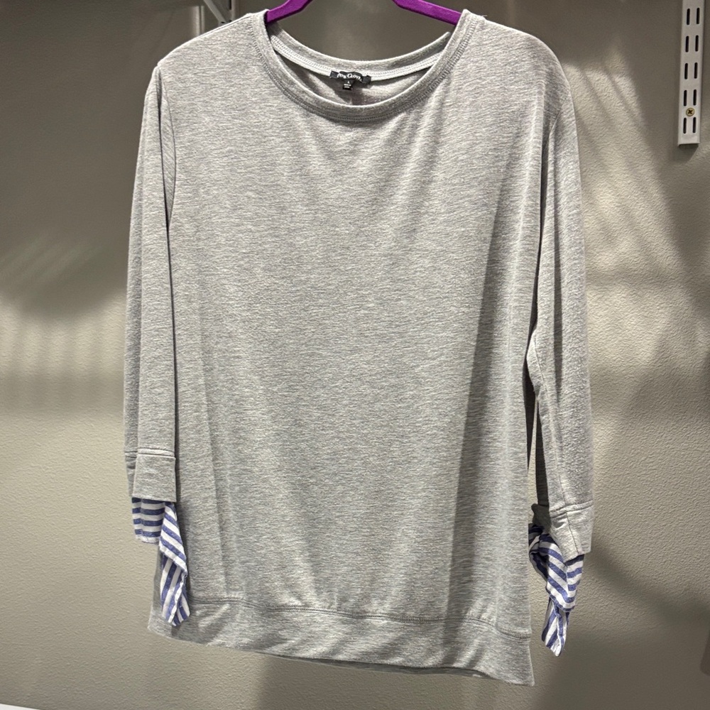 Pink Clover Gray Top with Striped Cuffs